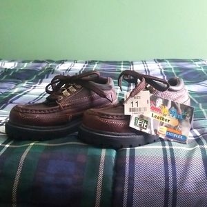 Brand New with Tags Boy's Thom McAn Loafers Size 11